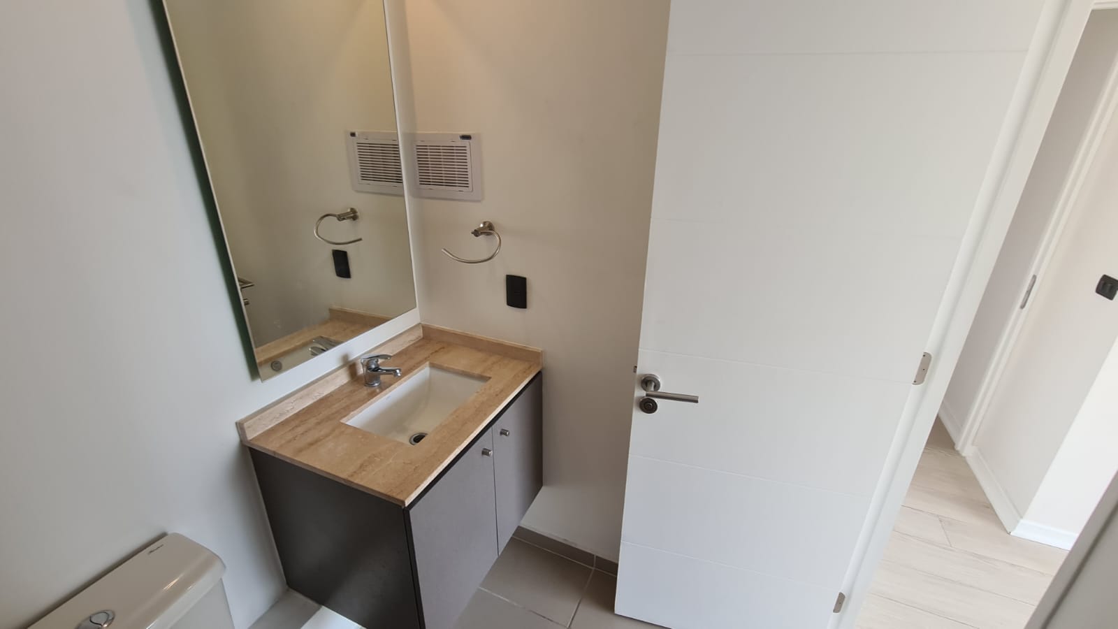 Baño 1_696471186211b.jpeg